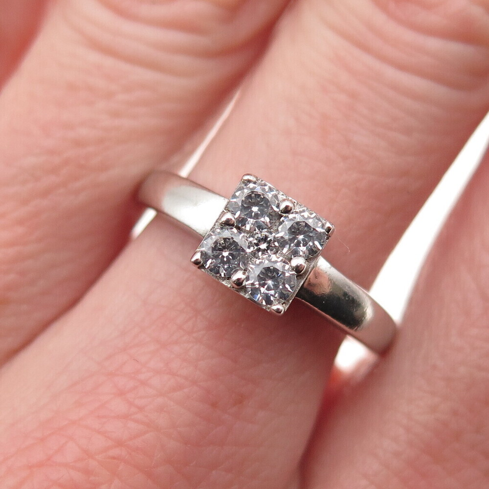 925 Sterling Silver Round-Cut C Z Promise Ring Size 7.75